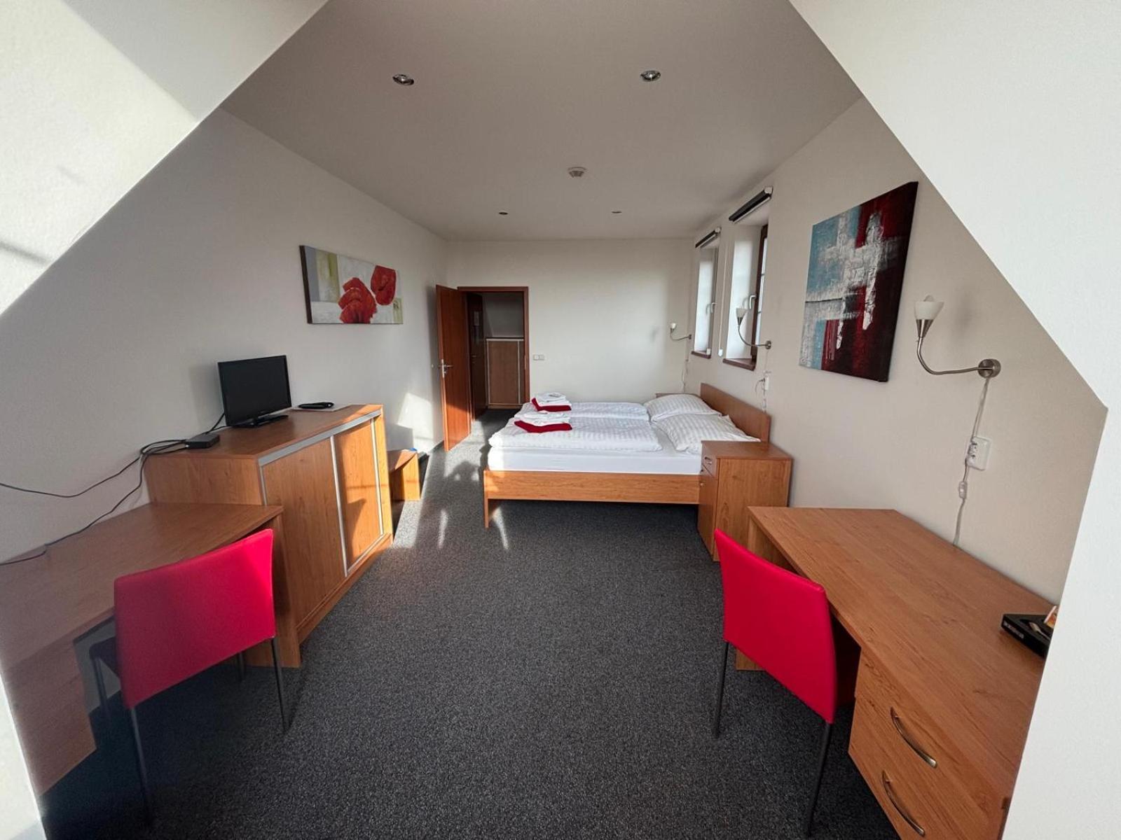 Sport Relax Hotel Na Kopecku Krinec エクステリア 写真